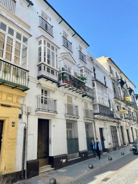 Gatu La Joya Escondida " Preferente Mayores De 25 Anos Y Familias " El Puerto de Santa María Εξωτερικό φωτογραφία